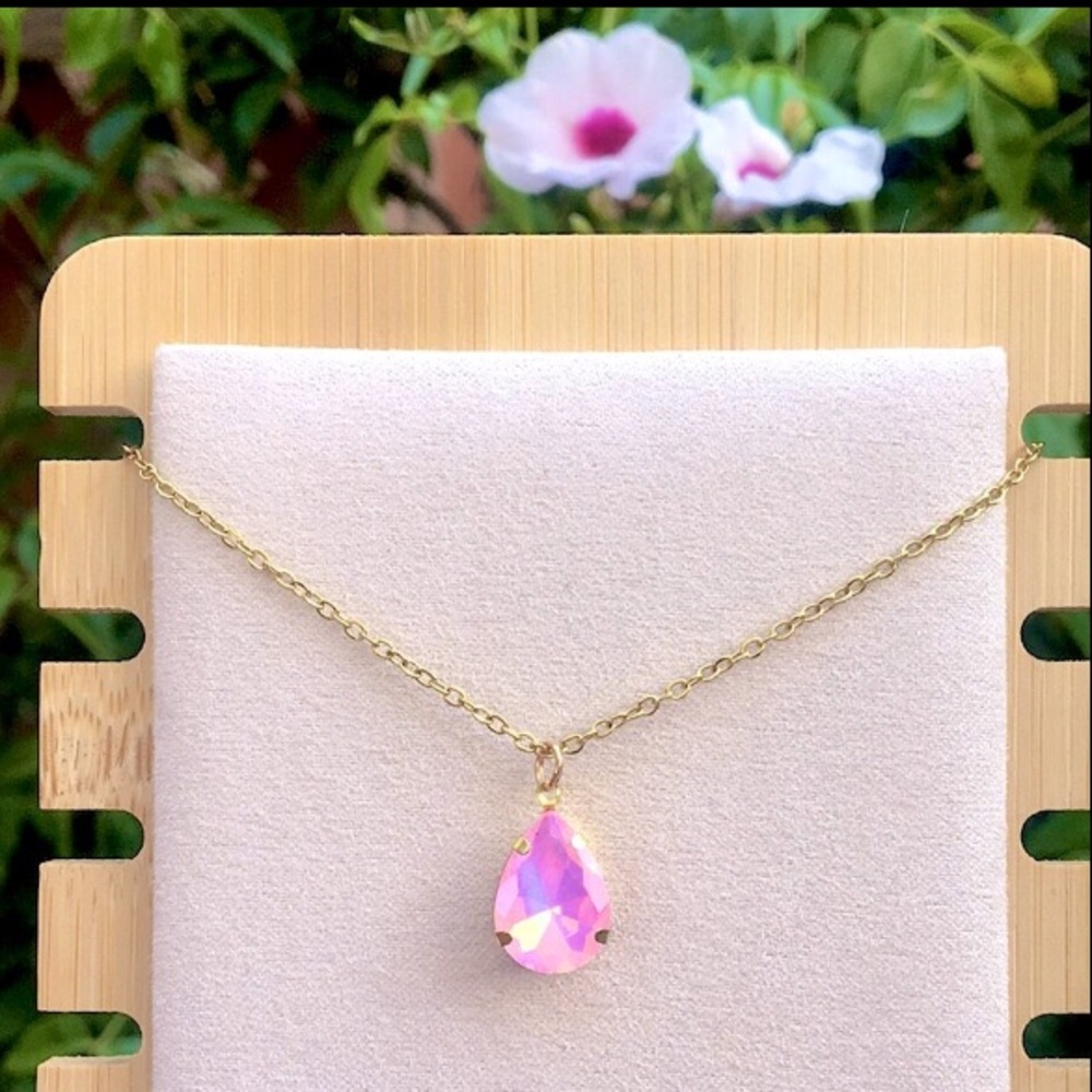 Pink Opal Aurora Borealis Pear Teardrop Crystal Pendant Necklace - Picture 3 of 14